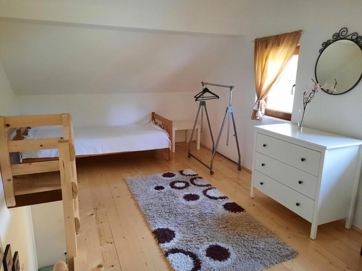 Apartmani Jovanovic ペルチャツ エクステリア 写真
